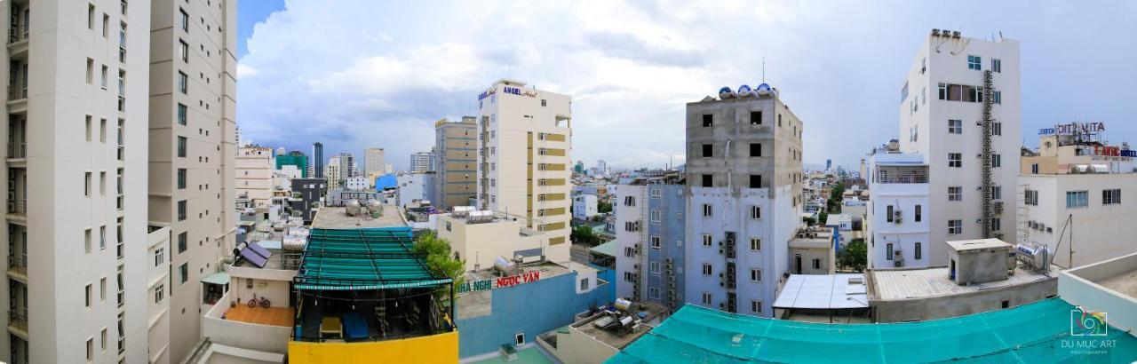 Azure Hotel Da Nang - Beach Экстерьер фото